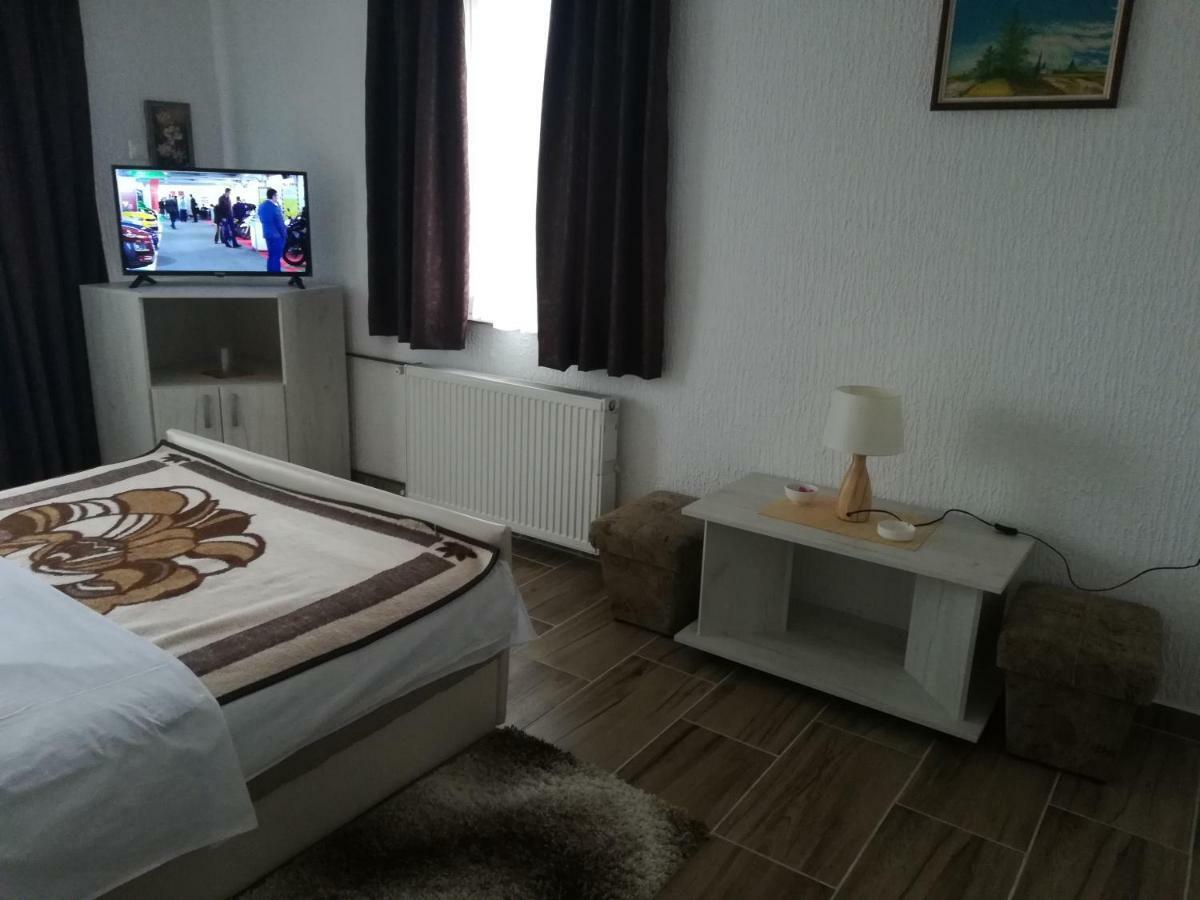 Lazarev Konak Banja Koviljača Exterior foto